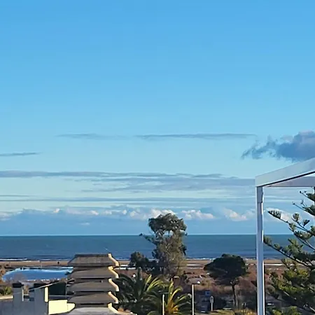 Offi Eucaliptus アパート